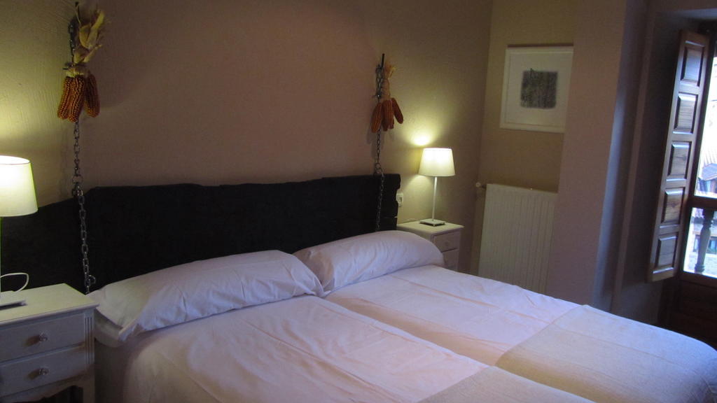 Posada Rural Bistruey Potes Chambre photo